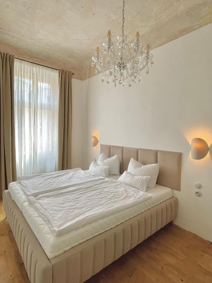 Apartma Adina 1905 Karlovy Vary Dış mekan fotoğraf